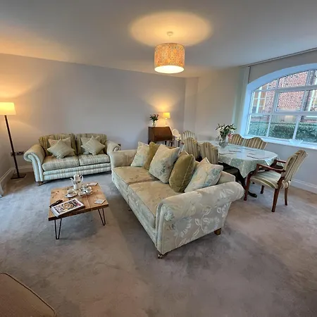 בית נופש Isabella - Charming Grade Ii Listed Langton